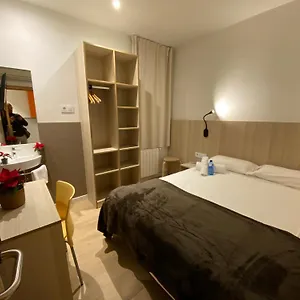 hostal-conde-guell.top-hotels-tarragona.com/